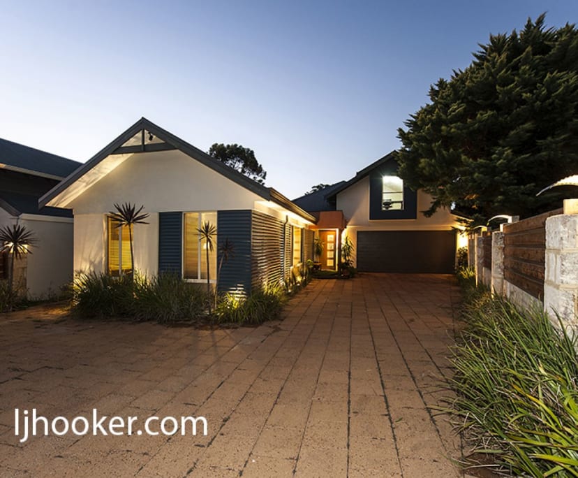 Maurice (50), $400, Non-smoker, No pets, and No children