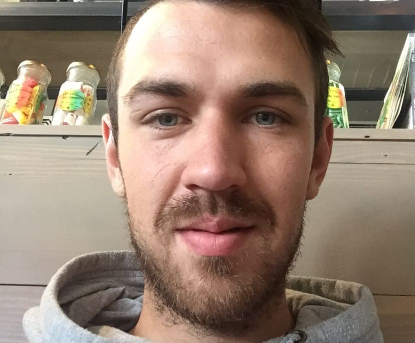 Angus (30), $200, No pets, No children, and Non-smoker