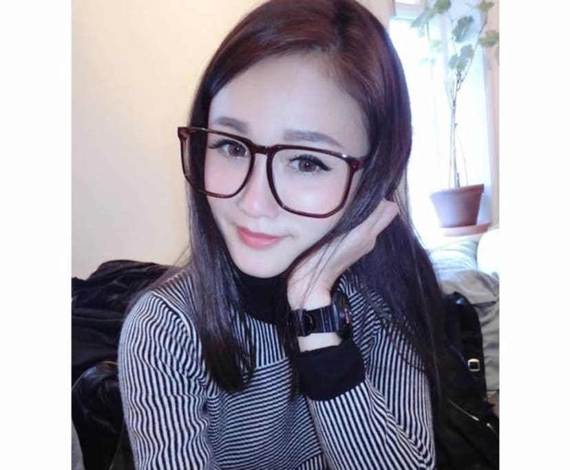 Mei (35), $350, Non-smoker, No pets, and No children