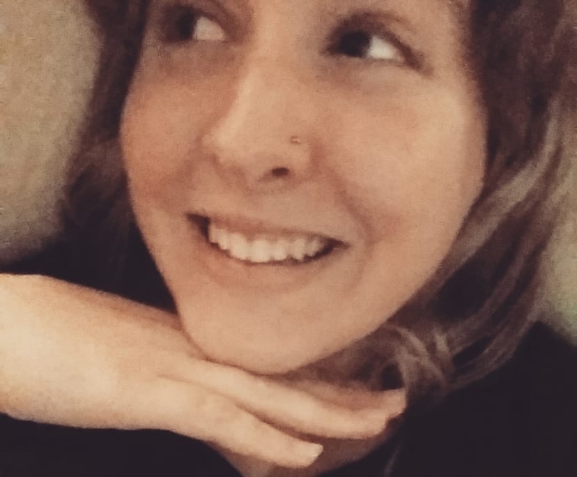 Justine (35), $350, Non-smoker, No pets, and No children