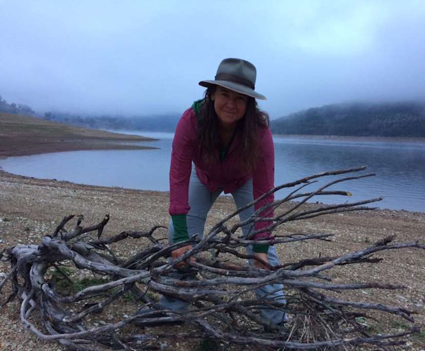 Alesia (42), $300, No pets, No children, and Non-smoker