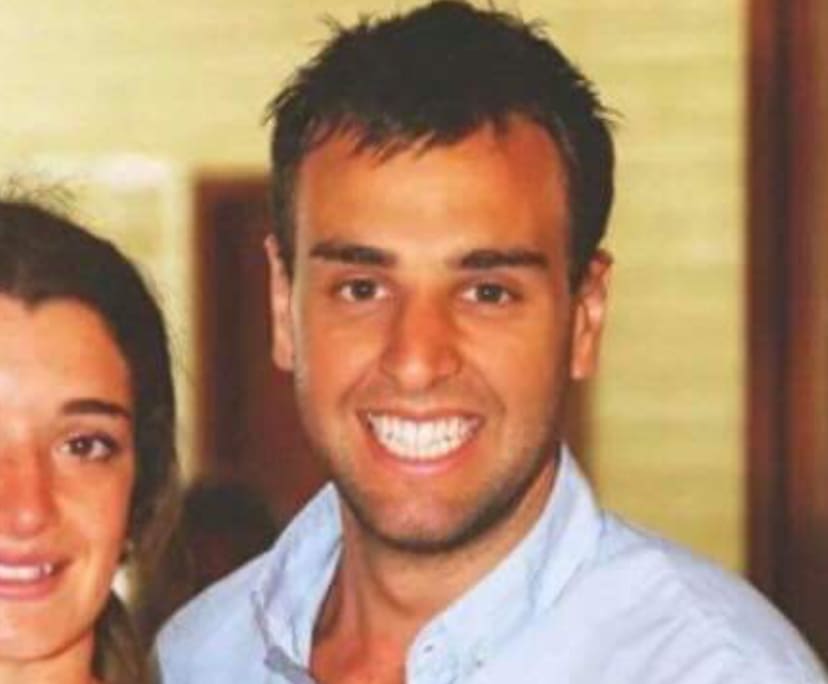 Nicholas (35), $250, Non-smoker, No pets, and No children