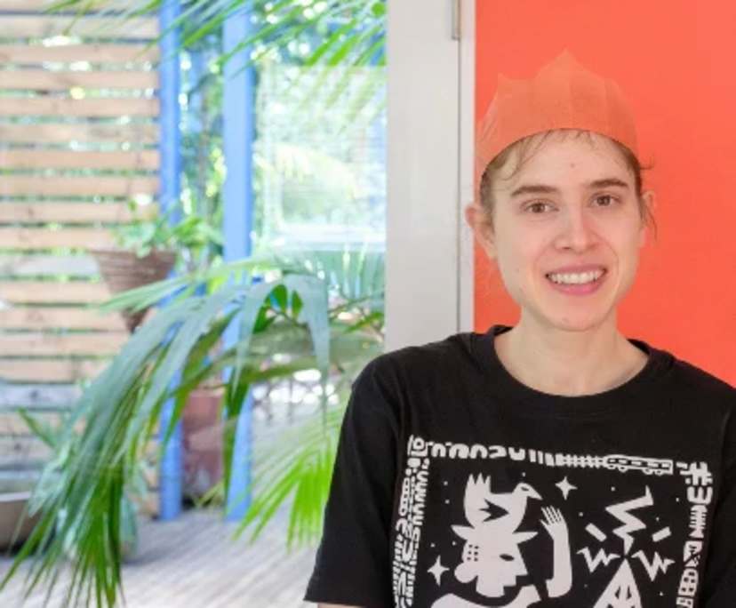 Ange (31), $450, No pets, No children, and Non-smoker