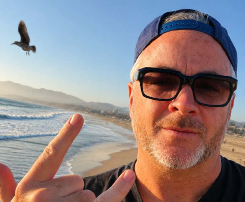 Dean Juliuan Austin (49), $400, Have children, Non-smoker, and Have pets