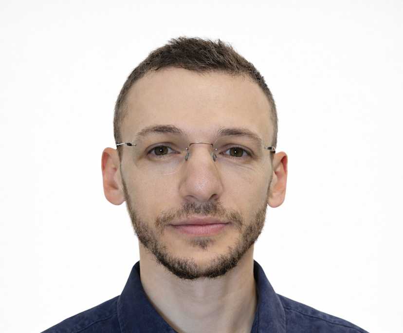 Domenico (29), $450, Non-smoker, No pets, and No children