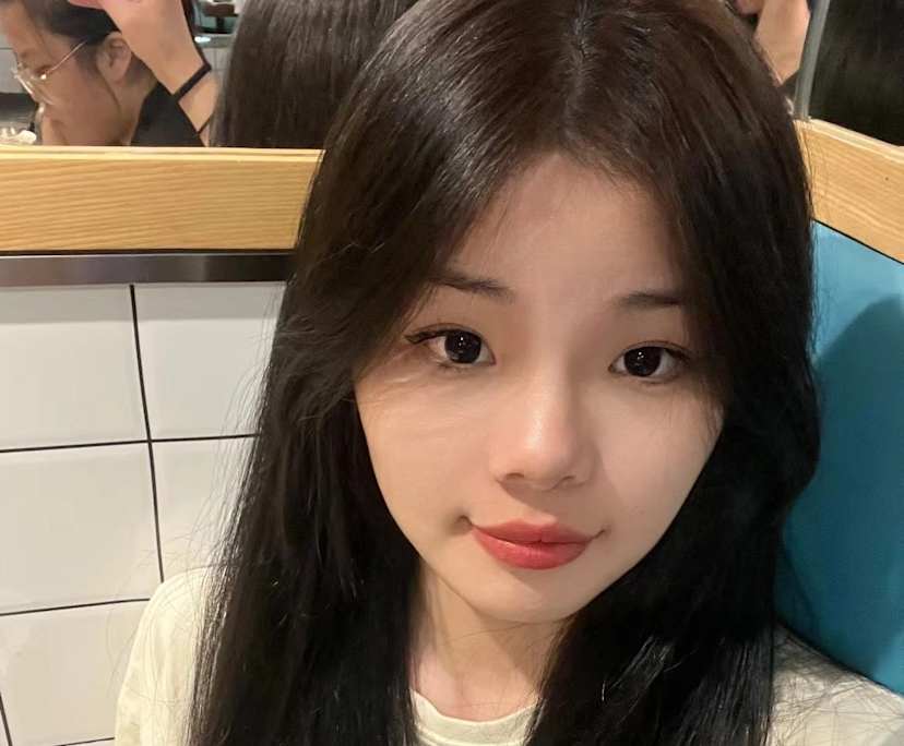 Mia