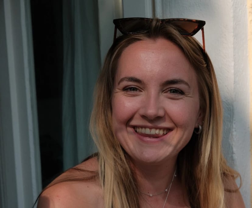 Lea (29), $300, Non-smoker, No pets, and No children