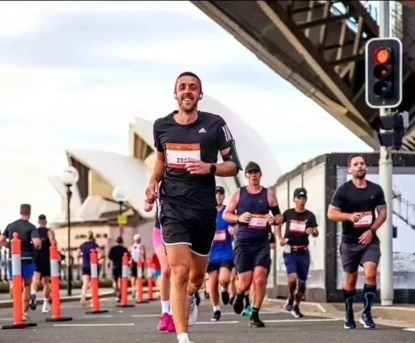 Jack (35), $550, Non-smoker, No pets, and No children