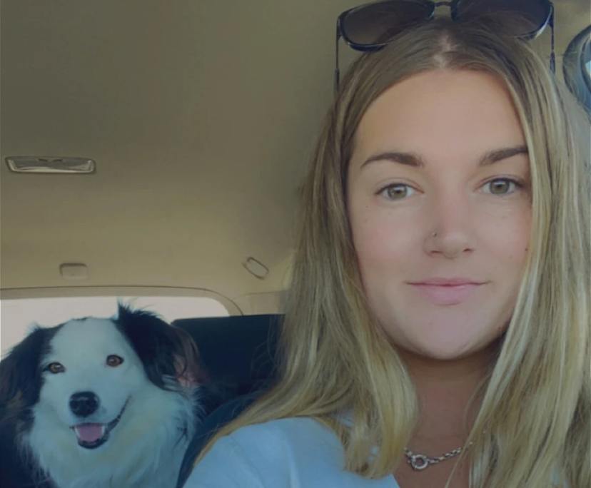 Nikki (26), $350, Non-smoker, Have pets, and No children