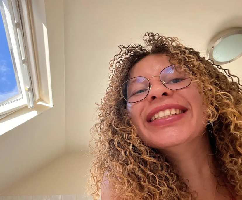 Alexandra (24), $400, 