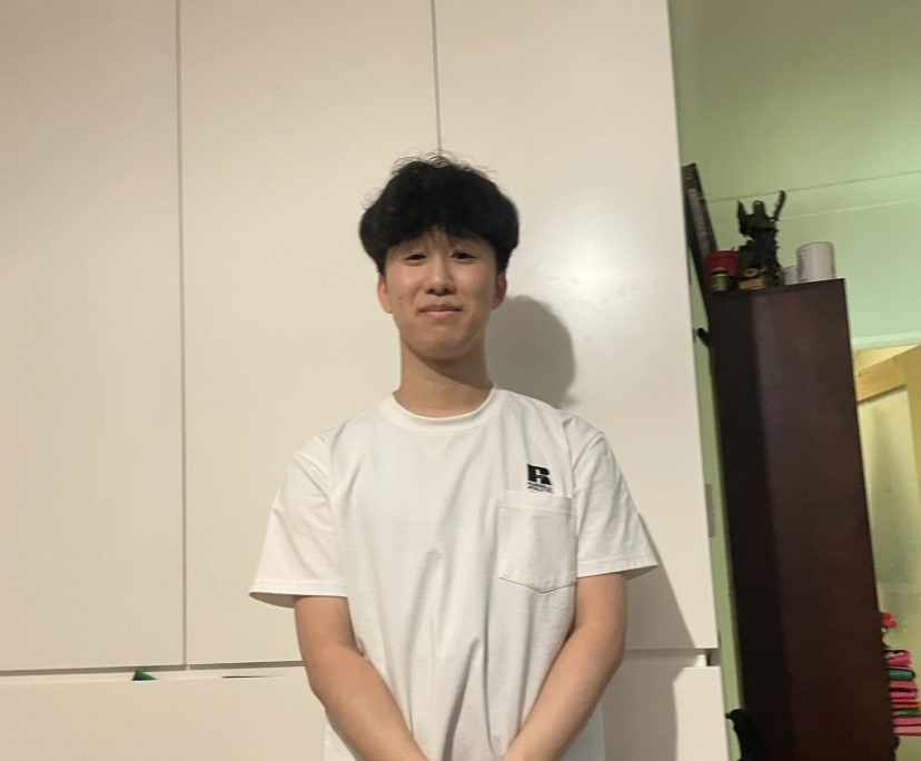 Yusaku (22), $330, No pets, Non-smoker, and No children