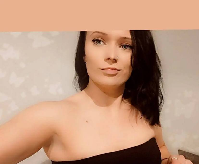 Karlee (30), $300, Non-smoker, No pets, and No children