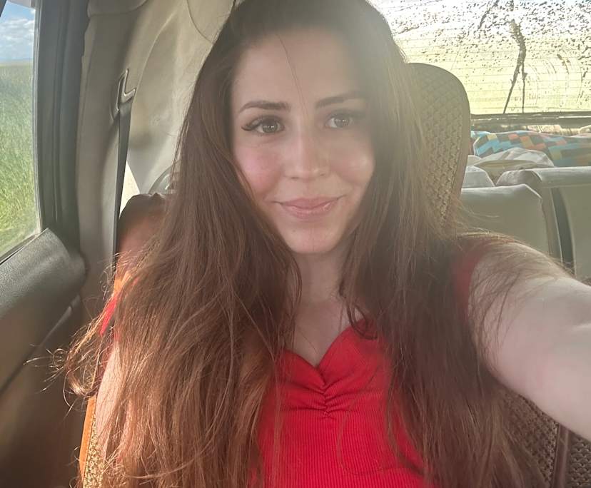 Giulia (26) and Erol (23), $600, 