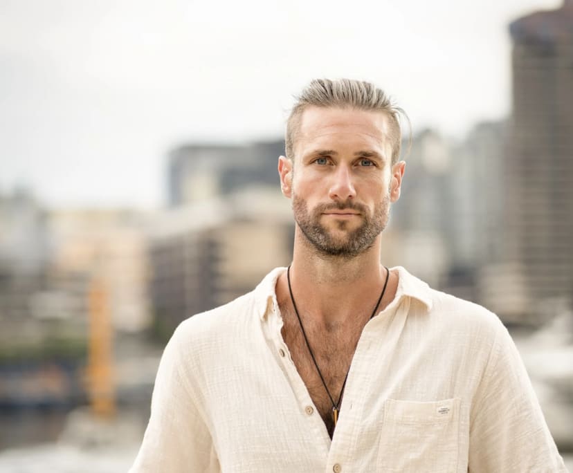 Dan (34), $400, No children, Non-smoker, and No pets