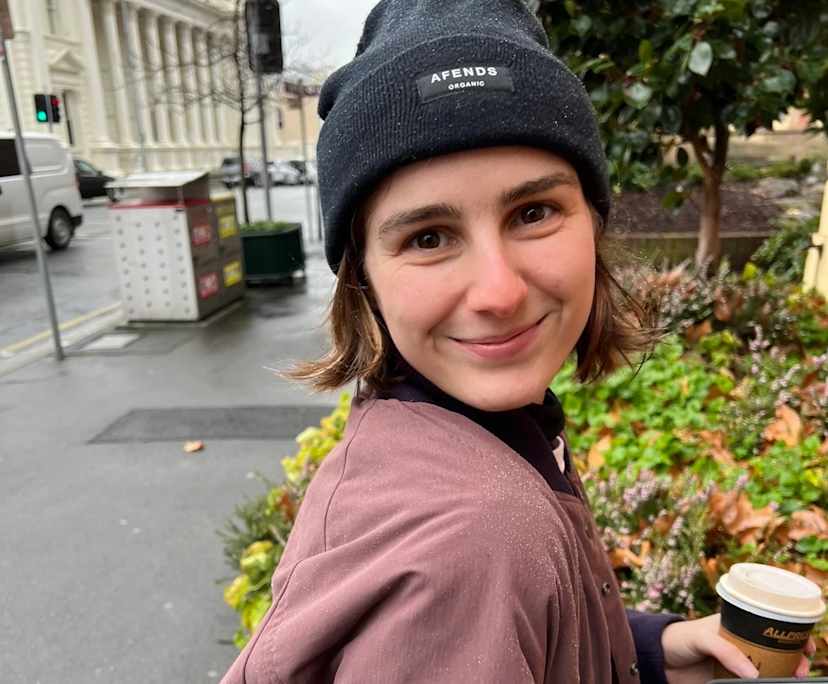 Madeline (26), $350, LGBTQIA+, Non-smoker, No pets, and No children