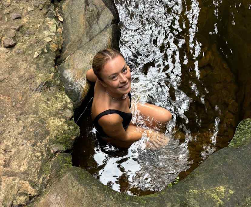 Izzy (35), $750, Non-smoker, No pets, and No children