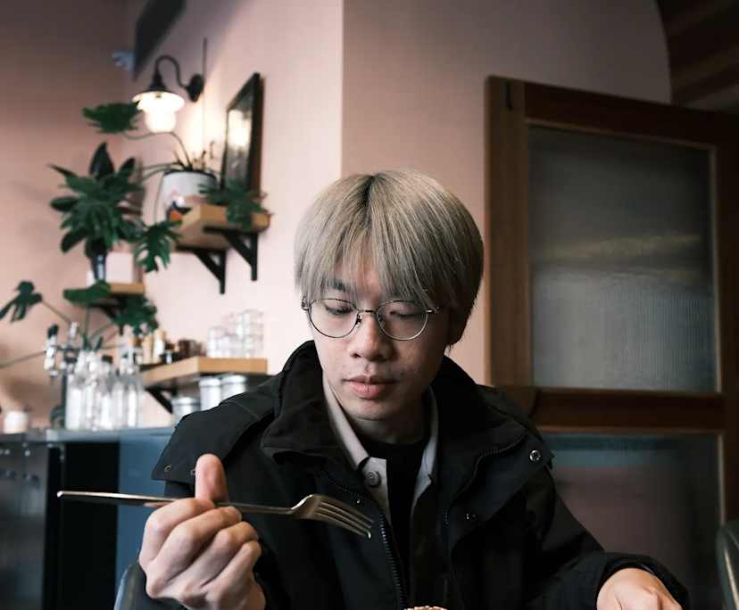 YU-FAN