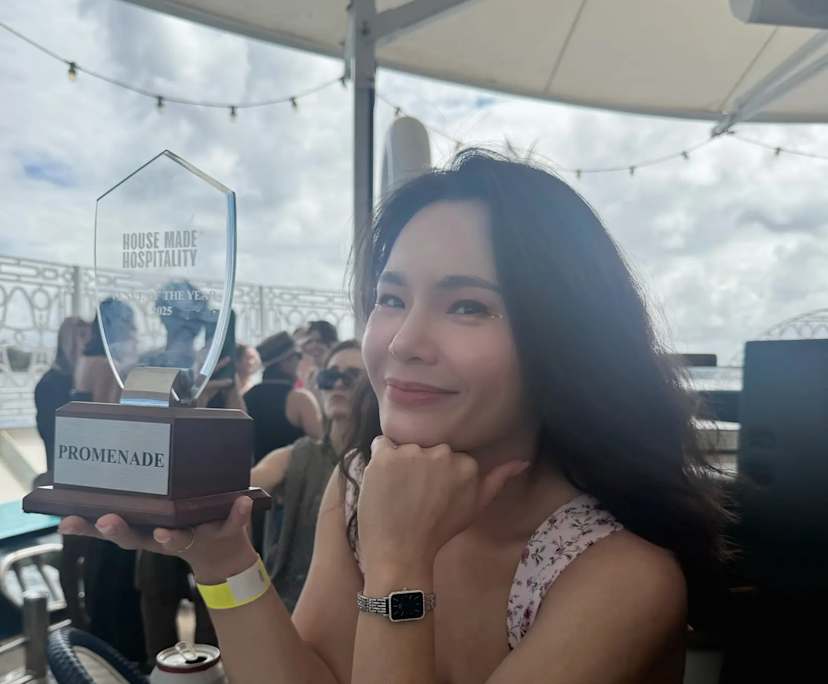 Preawpan (31), $350, Non-smoker, Have pets, and No children