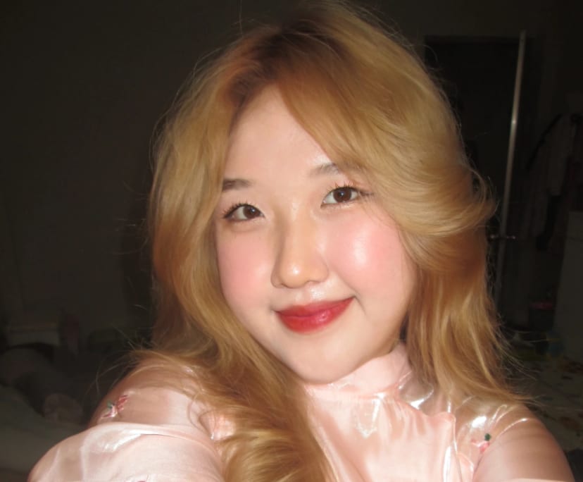 Rachel (20), $270, Non-smoker, No pets, and No children