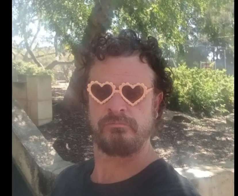 Jonathan (46), $500, 