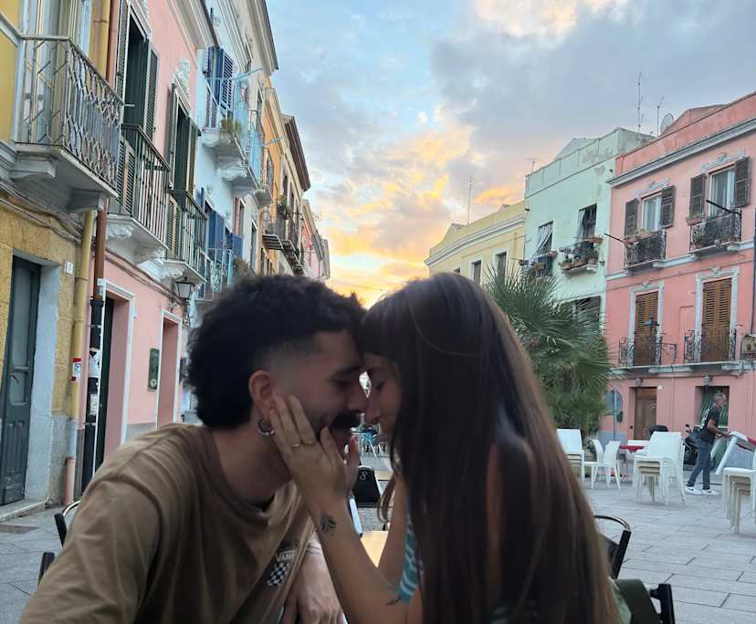 Anna (28) and Riccardo (27), $500, No pets, Non-smoker, and No children