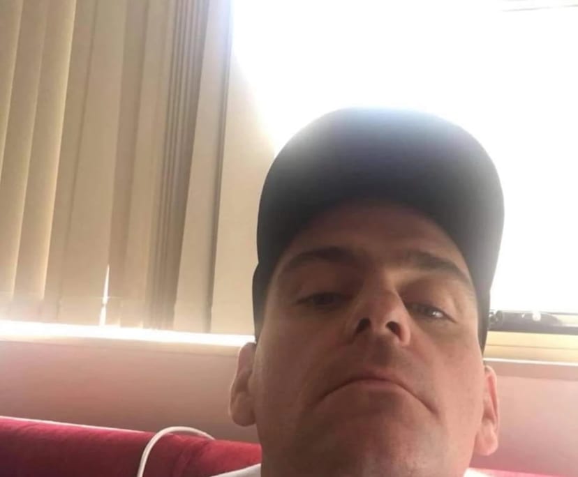 Matthew (46), $450, LGBTQIA+, Non-smoker, No pets, and No children