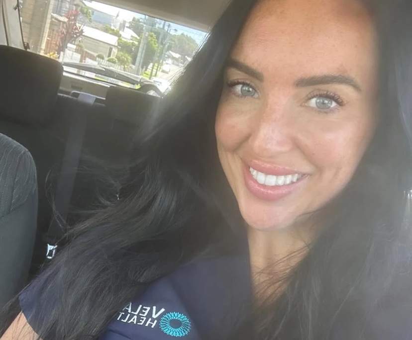 Jessica (31), $400, Non-smoker, No pets, and No children