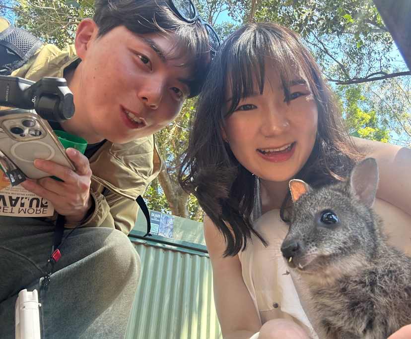 Sumin (23) and Namgyu (24), $340, Non-smoker, No pets, and No children