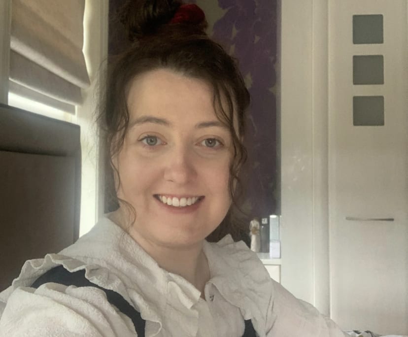 vicky-30-looking-in-darwin-city-coconut-grove-flatmates-au