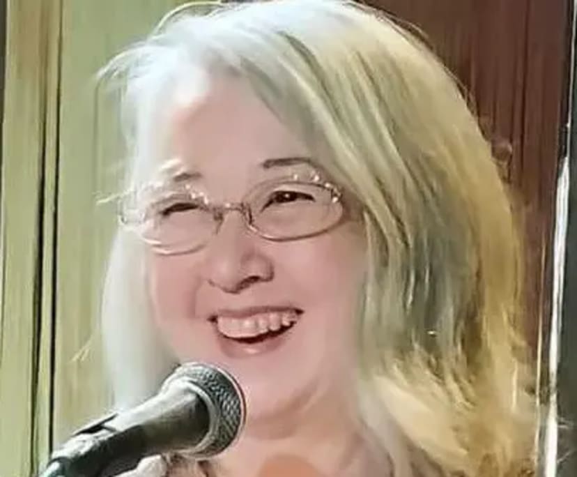 Isabelle (68), $250, Non-smoker, No pets, and No children