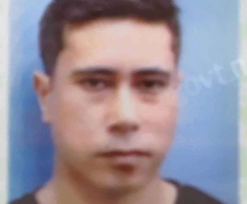 Lloyd (42), $200, Non-smoker, No pets, and No children