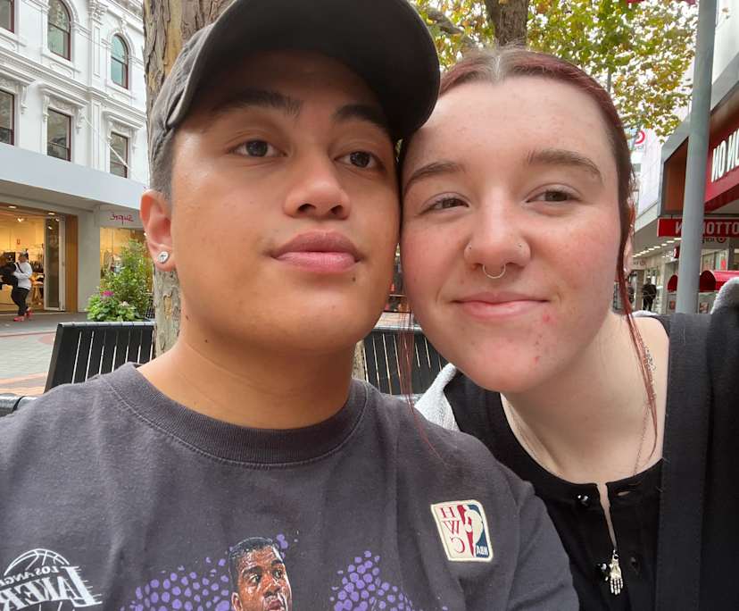 Izzy (19) and Josh (21), $400, Non-smoker, No pets, and No children