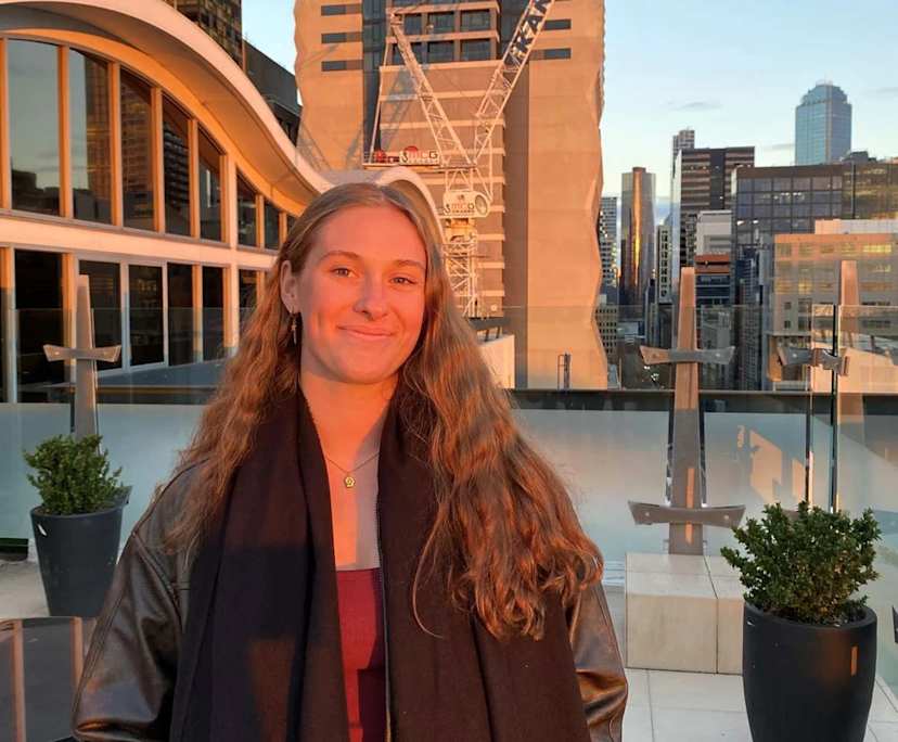 Jelly (22), $400, Non-smoker, No pets, and No children