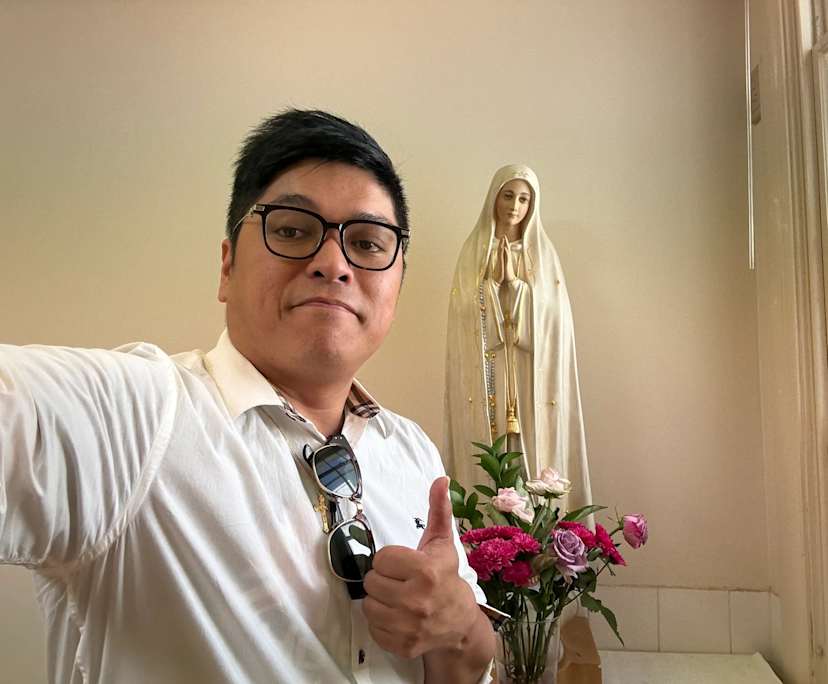 Michael (41), $350, Smoker, No pets, and No children