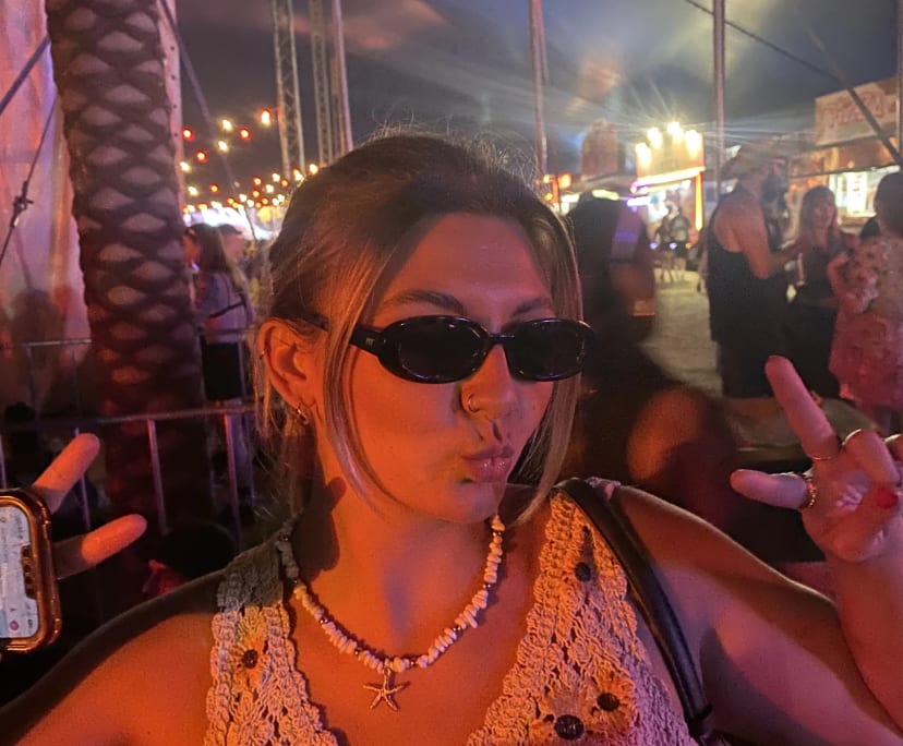 Morgan (25) and Ellie (24), $600, 