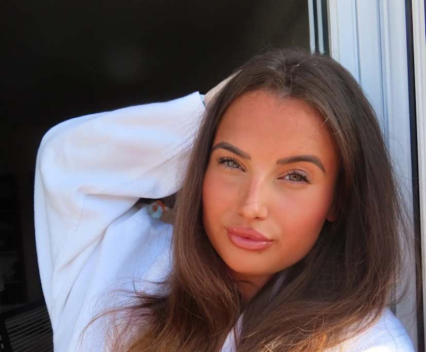 Alize (23) and Aidan (23), $400, 