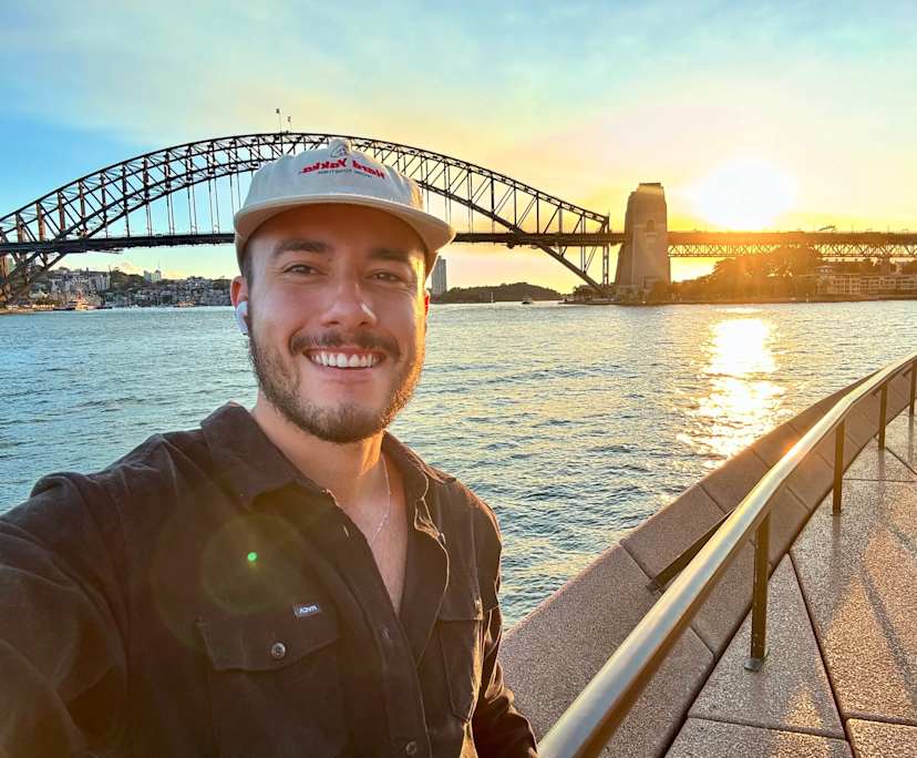 Daniel (27), $340, No pets, No children, and Non-smoker