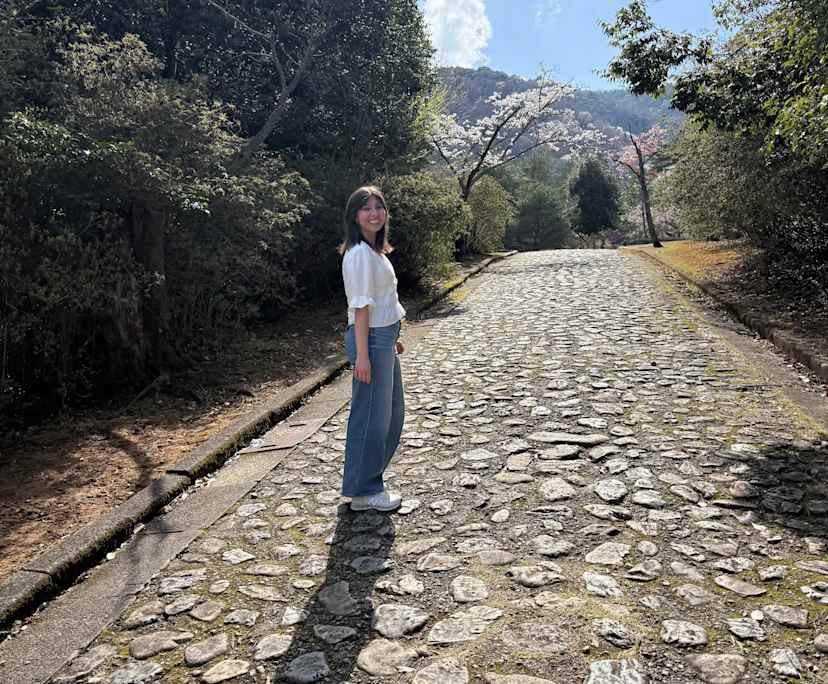 Marianne (27), $350, 