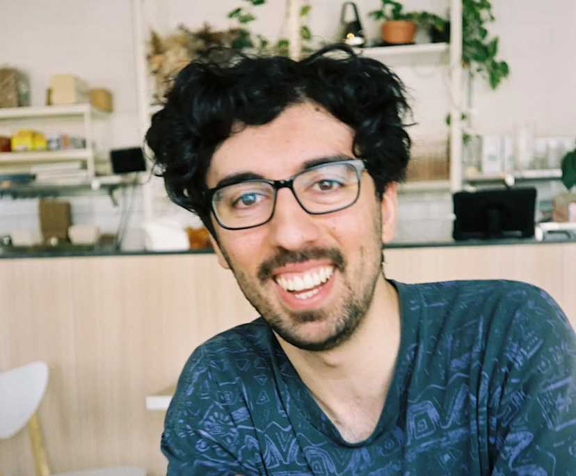 George (25), $350, LGBTQIA+, Non-smoker, No pets, and No children