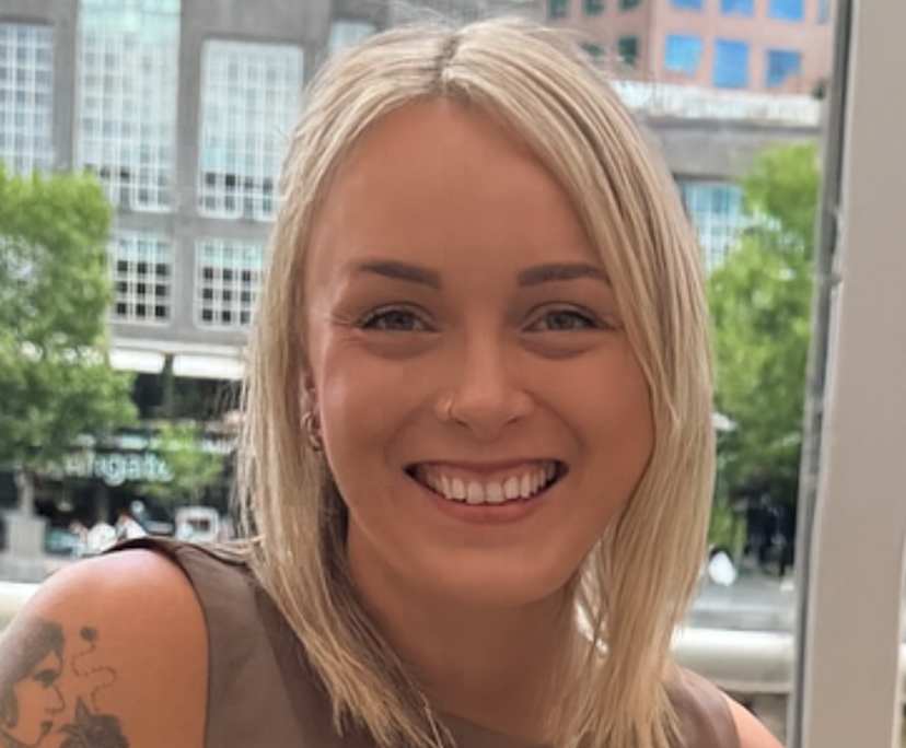 Tora (30), $600, Non-smoker, Have pets, and No children