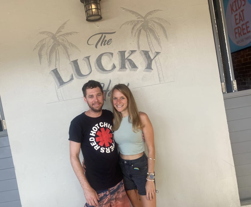 Laura (33) and Peter (36), $300, 