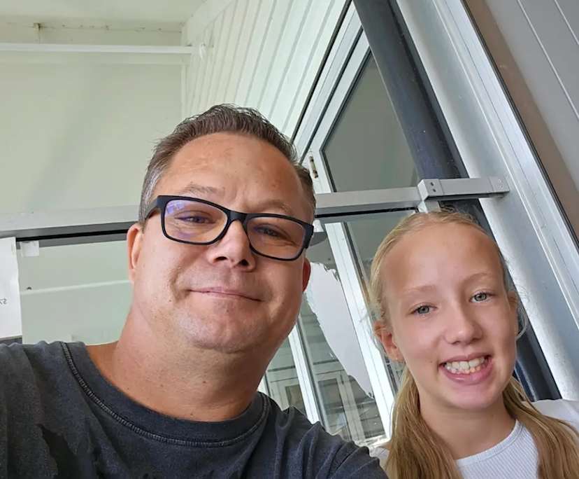 Dax (50), $350, Non-smoker, No pets, and No children