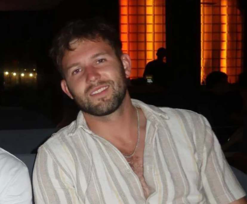 Jonathan (32), $420, 