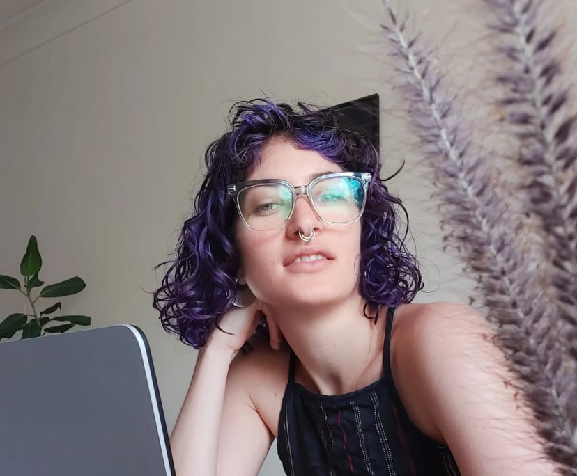 Mariana Bacalhau (31), $300, LGBTQIA+, Non-smoker, No pets, and No children