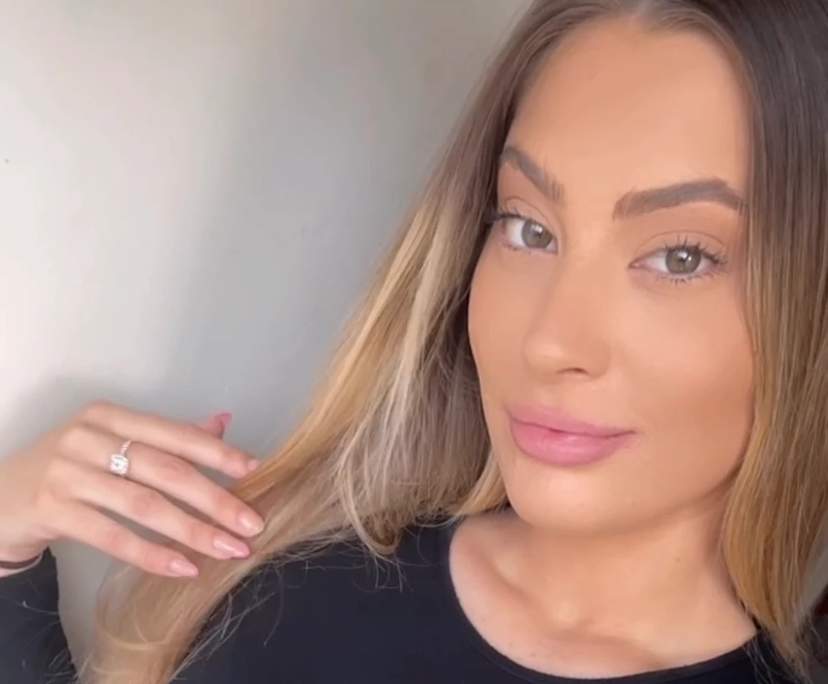 Kristy-lee (24), $300, Non-smoker, No pets, and No children