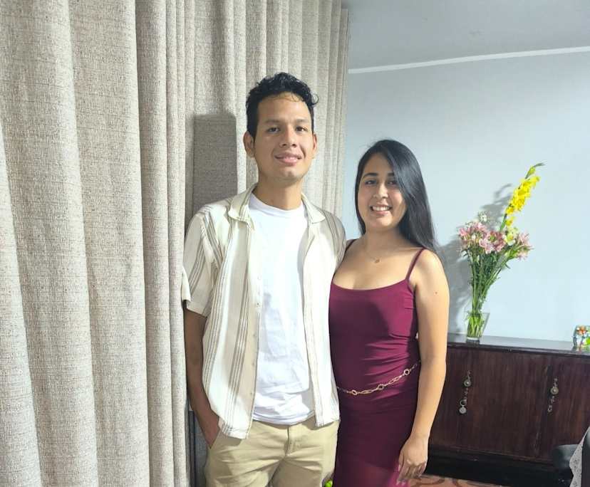 Robinson Padilla (26) and Alejandra (26), $350, 