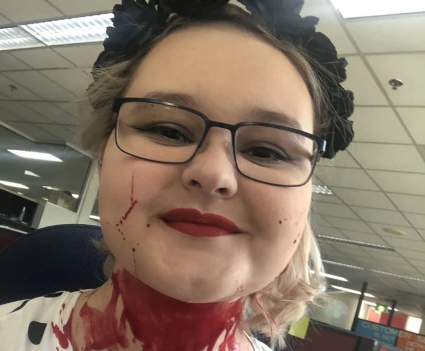 Sylvie (27), $200, LGBTQIA+, Non-smoker, Have pets, and No children