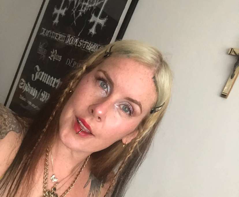 LaurenAriel (40), $600, 