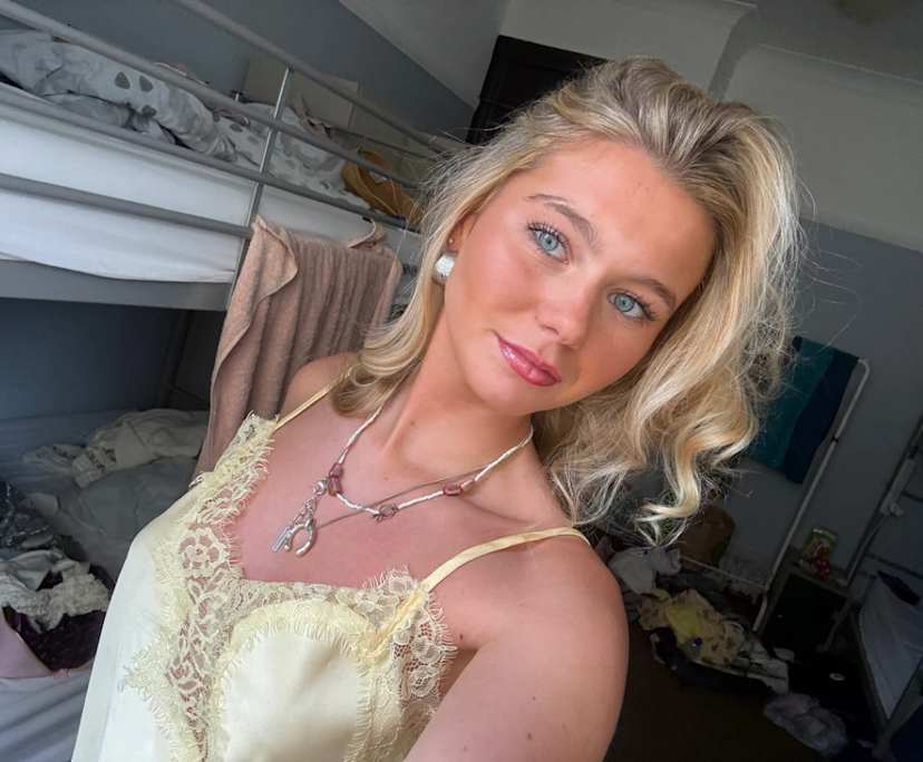 Fern (19), $350, Non-smoker, No pets, and No children