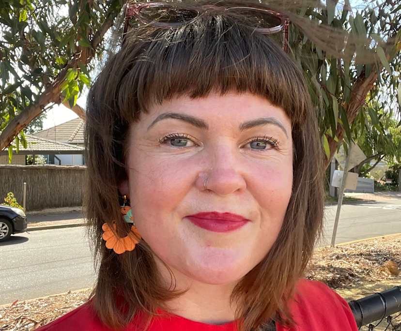 Vanessa (40), $250, Non-smoker, No pets, No children, and LGBTQIA+
